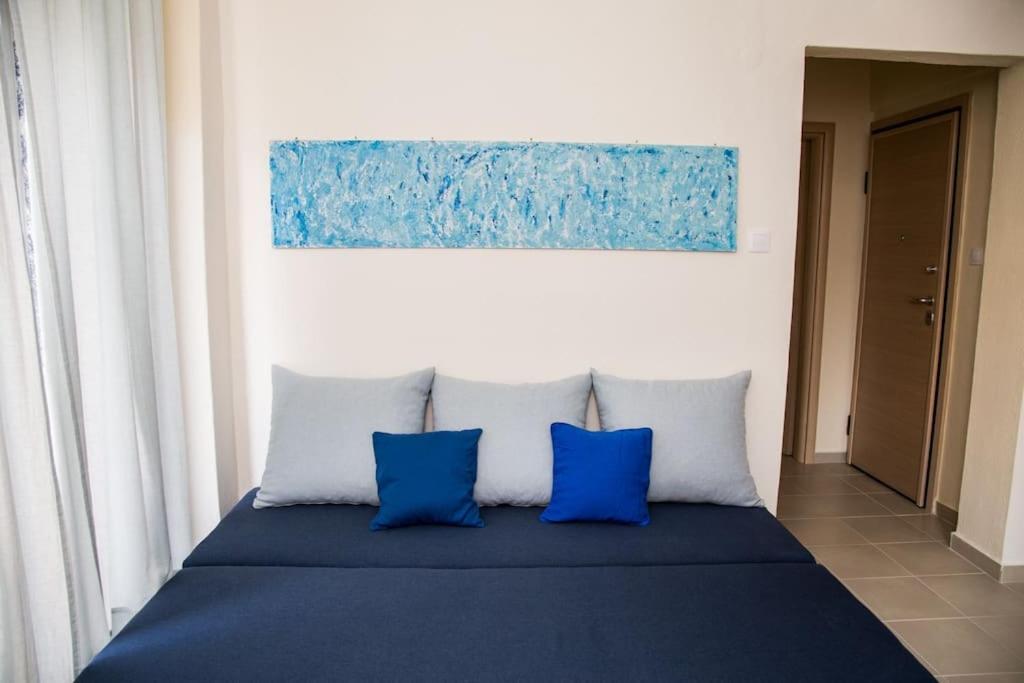 Blue Theros Apartments ปาลาเรีย ดิโอนิซีอู ภายนอก รูปภาพ