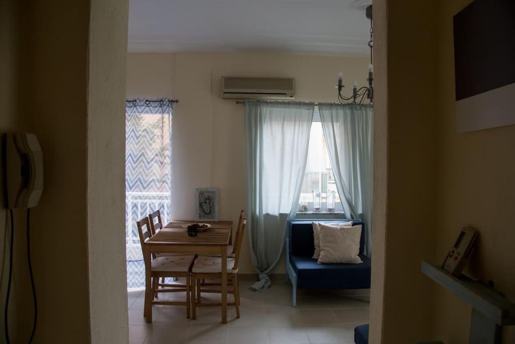 Blue Theros Apartments ปาลาเรีย ดิโอนิซีอู ภายนอก รูปภาพ